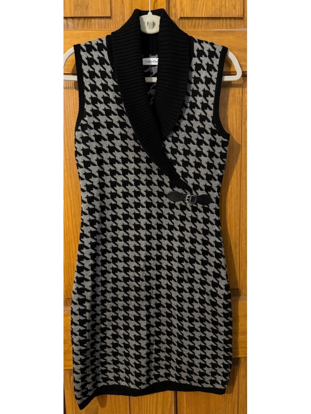 Calvin Klein Size S Houndstooth Sweater Dress Sleeveless Shawl Collar Buckle